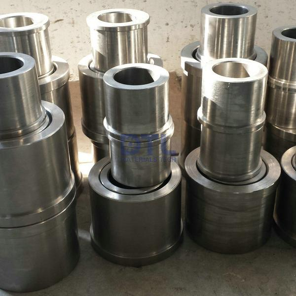 Buchsen und Hülsen für Spülwalzen