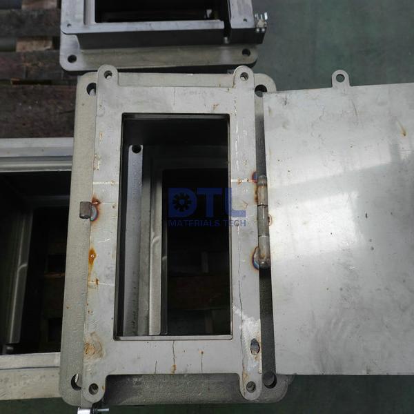 Guss für Peep Doors