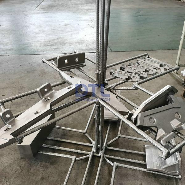 Paneele und Seitenwände, Verbrennungsroste